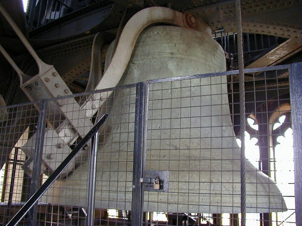 Das ist der "echte" Big Ben, die mit 13,5 Tonnen Gewicht schwerste der fünf Glocken im Elisabeth Tower, dem Uhrturm am Palace of Westminster. Foto DS Pugh / CC BY-SA 2.0