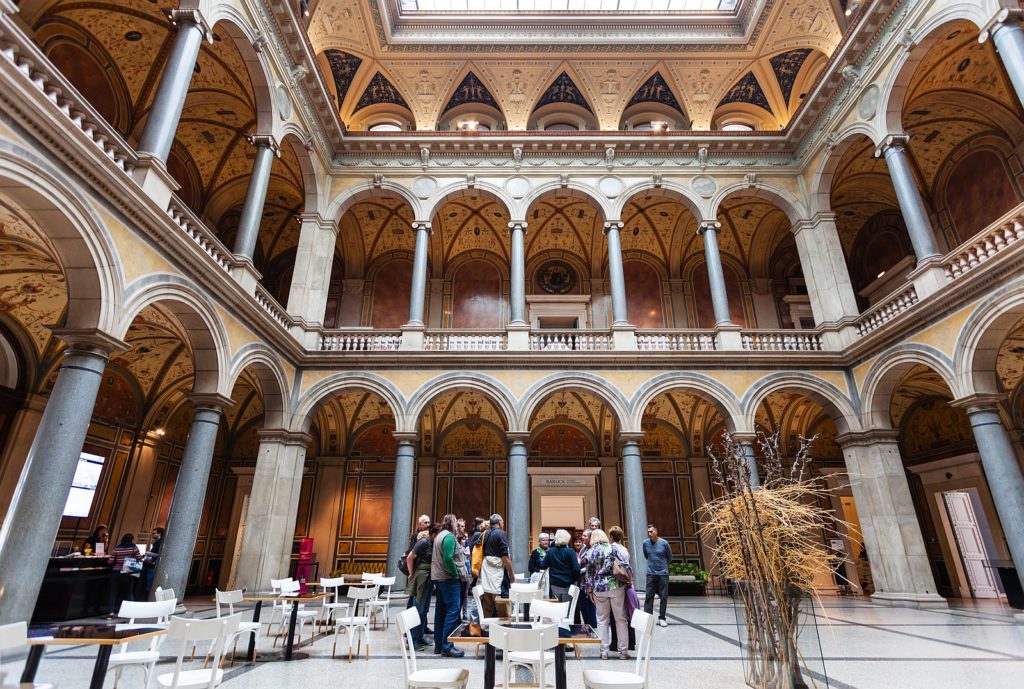 Blick ins Museum für angewandte Kunst in der österreichischen Hauptstadt Wien. Foto vvoennyy / Deposit